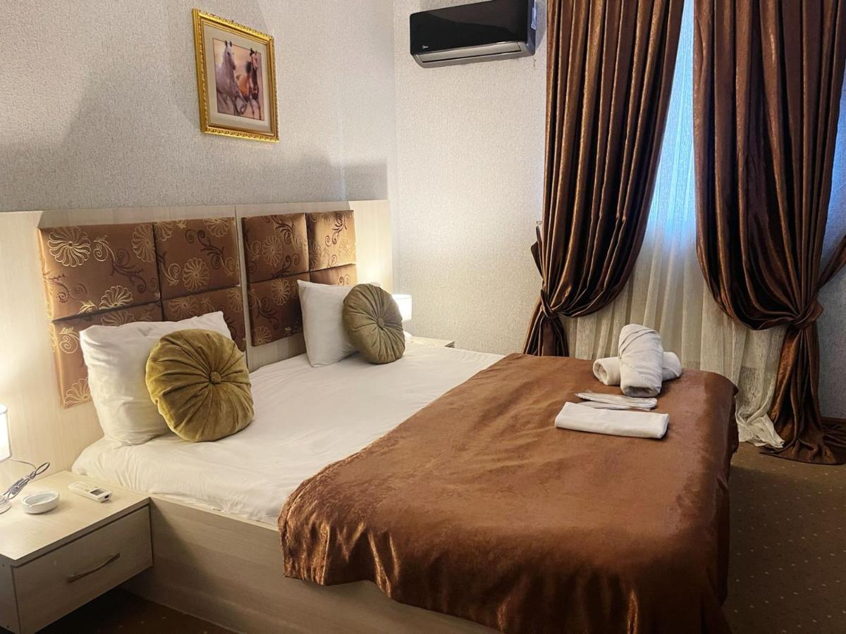 באקו Econom Maxim Hotel מראה חיצוני תמונה